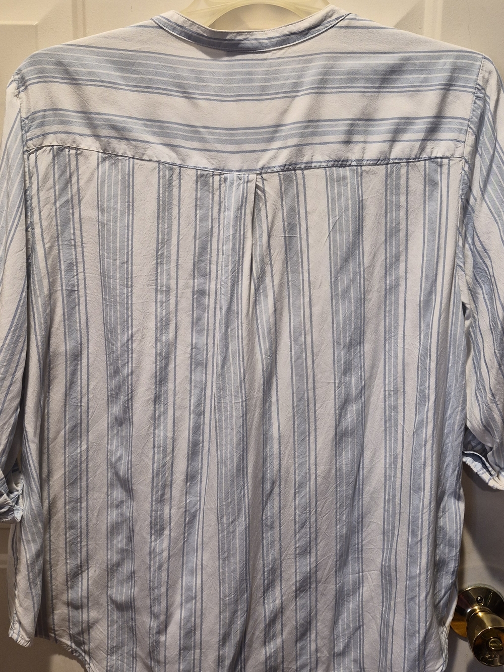 torrid White and Light Blue Striped V-Neck Utility Tunic - Picture 4 of 4